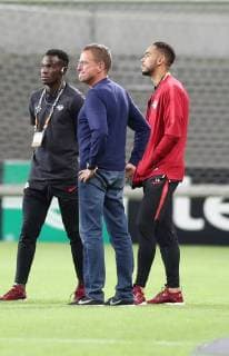 RB Leipzig Salzburg Soccer Euro League Leipzig 20 09 2018 Red Bull Arena Soccer UEFA Europa League RB Leipzig GER vs. FC Salzburg AUT Warming before the match In the picture vl Bruma 17 RB Leipzig Head coach Ralf Rangnick RB Leipzig and Jean Kevin Augustin 29 RB Leipzig UEFA Êregulations prohibit any use of images as image sequences and or quasi video
