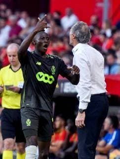 Fußball, EL, FC Sevilla - Standard Lüttich Standard Lieja s Malian midfielder Moussa Djenepo jubilates a goal during the UEFA Europa League groups phase match between Sevilla and Standard Lieja, at the Sanchez Pizjuan stadium, in Seville, Andalusia, Spain, 20 September 2018. Sevilla vs. Standard Leija !ACHTUNG: NUR REDAKTIONELLE NUTZUNG!  Copyright: xRaulxCarox SEV13 20180920-636730719564736802