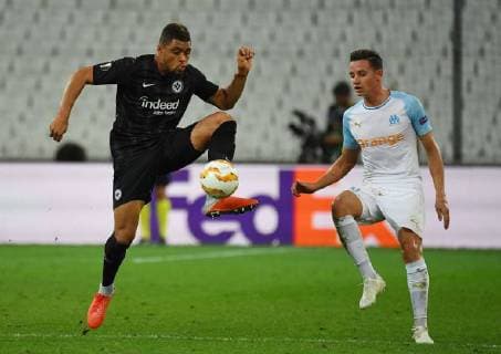 20 09 2018 xjhx Football UEFA Europa League Olympique Marseille Eintracht Frankfurt emporer Simon Falette Eintracht Frankfurt Florian Thauvin Olympique Marseille DFL DFB REGULATIONS PROHIBIT ANY USE OF PHOTOGRAPH as IMAGE SEQUENCES and or QUASI VIDEO Marseille