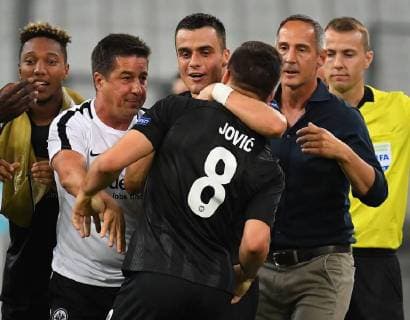20 09 2018 xjhx Soccer UEFA Europa League Olympique Marseille Eintracht Frankfurt emspor vl Filip Kostic Eintracht Frankfurt Luka Jovic Eintracht Frankfurt Coach Adolf Adi Huetter Eintracht Frankfurt celebrate the goal 1 2 DFB DFB REGULATIONS PROHIBIT ANY USE OF PHOTOGRAPHS as IMAGE SEQUENCES and or QUASI VIDEO Marseille