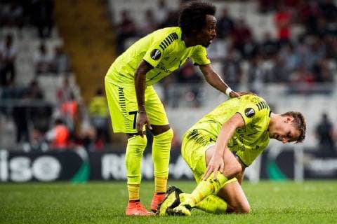 180920 Kristoffer Zachariassen or Sarpsborg 08 with an injury during the Europe League match between Besiktas and Sarpsborg 08 on September 20, 2018 in Istanbul Photo Fredrik Varfjell BILDBYRAN Code FV 150142  Copyright: FREDRIKxVARFJELL BB180920FV071