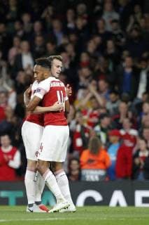 Fußball, EL, FC Arsenal - Worskla Poltawa GOAL - Pierre-Emerick Aubamayang of Arsenal is congratulated after his goal during the UEFA Europa League Group Stage match between Arsenal FC and FC Vorskla Poltava at the Emirates Stadium, London, England on 20 September 2018. Copyright: xCarltonxMyriex 21100010