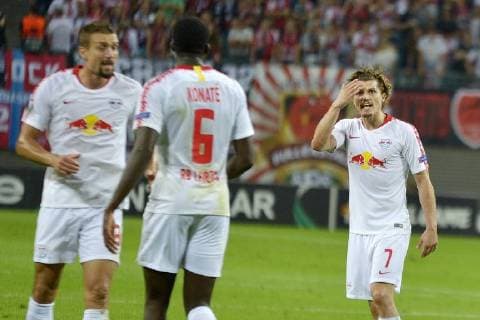 UEFA Europa League 2018 2019 Group Stage Group Stage 1 Gameday RB Leipzig vs. Salzburg FC Red Bull Salzburg 20 09 2018 Marcel Sabitzer Leipzig complains to Ibrahima Konate Leipzig 2 v l after a failed defensive action Leipzig Saxony Germany