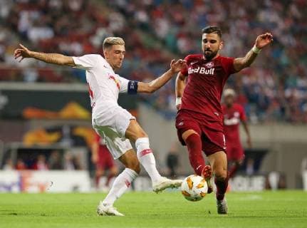 20 09 2018 Football UEFA Europa League 2018 2019 Group Stage 1 Gameday RB Leipzig FC Salzburg at Red Bull Arena Leipzig LR Kevin Kampl RB Leipzig in action with Munas Dabbur RB Salzburg DFL and DFB regulations prohibit any use of images as image sequences and or quasi video