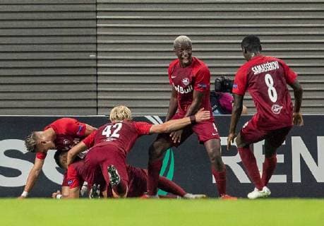 FC Red Bull Salzburg with emotions after the 0 1 during the meeting in the UEFA Europa League between RB Leipzig and FC Red Bull Salzburg in the Red Bull Arena on 20 September 2018 in Leipzig Saxony Germany FB El RB Leipzig FC Red Bull Salzburg Copyright: xEIBNER HartmutxBoesenerx EP_HBR