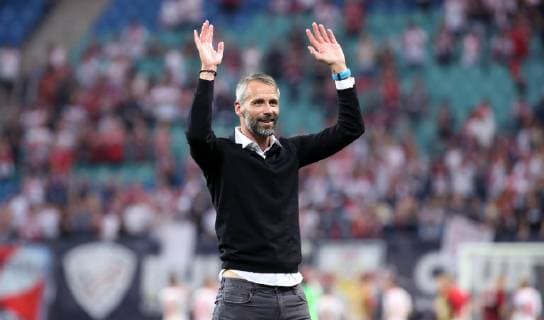 RB Leipzig Salzburg Soccer Euro League Leipzig 20 09 2018 Red Bull Arena Soccer UEFA Euro League Group B 1 Gameday RB Leipzig vs FC Salzburg im Bild Coach Marco Rose FC Salzburg celebrates after the match with the Salzburg fans According to UEFA regulations, it is prohibited in the stadium and or by the game made photos in the form of sequence images and or video-like photo galleries to use or recycle