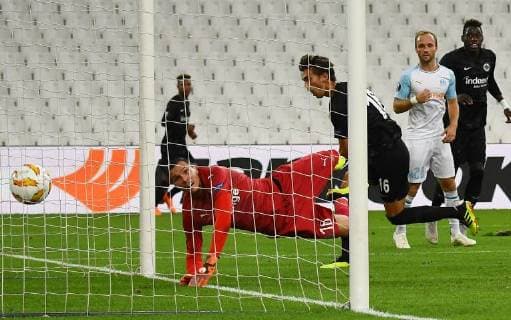 20 09 2018 xjhx Soccer UEFA Europa League Olympique Marseille Eintracht Frankfurt emporer Yohann Pele Olympique Marseille Lucas Torro Eintracht Frankfurt Goal scored the goal for the 1 1 DFB DFB REGULATIONS PROHIBIT ANY USE OF PHOTOGRAPHS as IMAGE SEQUENCES and or QUASI VIDEO Marseille