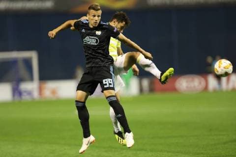 Zagreb, 20.9.2018. - Stadion Maksimir, UEFA EUROPA LEAGUE - 2018 19 SEASON GNK Dinamo Zagreb (dark-blue) - Fenerbahçe SK (yellow) 4:1, Group D - Matchday 1 Mislav Orsic (99) vs Sener Ozbayrakli (19) 