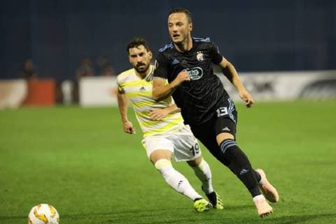 Zagreb, 20.9.2018. - Stadion Maksimir, UEFA EUROPA LEAGUE - 2018 19 SEASON GNK Dinamo Zagreb (dark-blue) - Fenerbahçe SK (yellow) 4:1, Group D - Matchday 1 Amir Rrahmani (13) vs Sener Ozbayrakli (19) 