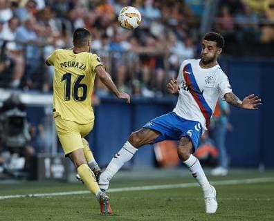 September 20, 2018 - Villarreal, Castellon, Spain - Connor Goldson (R) of Rangers competes for the ball with Alfonso Pedraza of Villarreal CF during the UEFA Europa League group G match between Villarreal CF and Rangers at Estadio de la Ceramica on September 20, 2018 in Vila-real, Spain Villarreal CF v Rangers - UEFA Europa League  - ZUMAn230 20180920_zaa_n230_496 Copyright: xDavidxAliagax