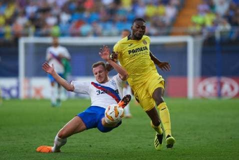 September 20, 2018 - Vila-Real, Castellon, Spain - Karl Toko Ekambi of Villarreal CF and Andrew Halliday of Rangers FC during the UEFA Europa League Group G match between Villarreal CF and Rangers FC at La Ceramica Stadium on September 20, 2018 in Vila-real, Spain. Villarreal CF v Rangers FC - Europa League  - ZUMAn230 20180920_zaa_n230_612 Copyright: xMariaxJosexSegoviax