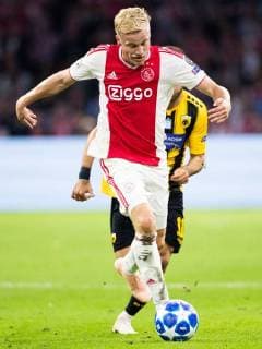 Donny van de Beek of Ajax during the UEFA Champions League group E match between Ajax Amsterdam and AEK FC at the Johan Cruijff Arena on September 19, 2018 in Amsterdam, The Netherlands UEFA Champions League 2018 2019 xVIxVIxImagesx xTomxBodexMultimediaxIVx 12187773