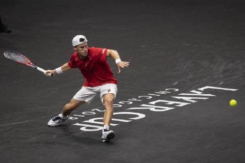September 21, 2018 - Chicago, Illinois, U.S - DIEGO SCHWARTZMAN of Argentina hits a forehand during the third singles match on Day One of the Laver Cup at the United Center in Chicago, Illinois. Laver Cup Day 1 - ZUMAl140 20180921_zap_l140_077 Copyright: xShelleyxLiptonx