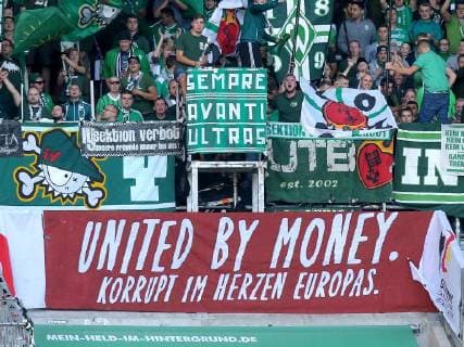 SV Werder Bremen vs. SV Bremen Werder Bremen vs. SV Werder Bremen DFL regulations prohibiting any use of images vs Augsburg vs. SV Werder Bremen 1 Bundesliga Soccer 22 09 2018 Augsburg Copyright: xLanger Eibner-Pressefotox EP_HLR