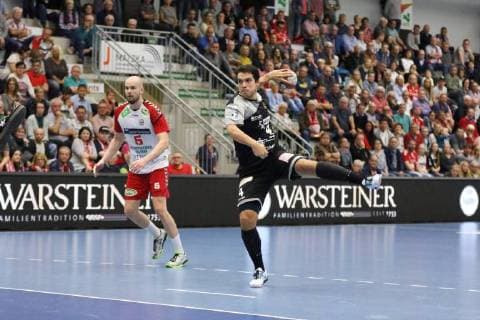 Gabor Pulay HC ELbflorenz Dresden 4 leading a seven-meter ASV Hamm Westphalia vs HC Elbflorenz Dresden Handball 2 Bundesliga 22 09 2018 ASV Hamm Westphalia vs HC Elbflorenz Dresden Handball 2 Bundesliga 22 09 2018 Hamm Copyright: xEibner Jan_Strohdiekx EP_JSK