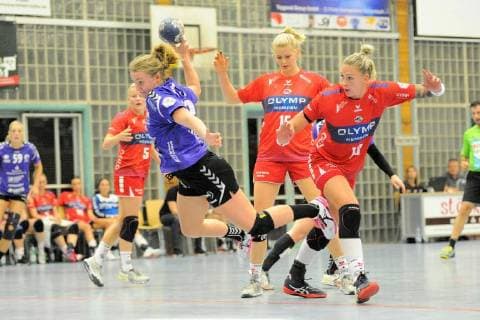 BBG Bietigheim 13 and Kim Naidzinavicius SG BBM Bietigheim 15 Handball HBF Bundesliga League match 22 09 2018 Photo TBaur Eibner SG BBM Bietigheim vs HSG Bad Wildungen Vipers Bietigheim Copyright: xEibner-Pressefoto Tobi_Baurx EP_TBR