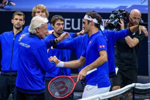 CHICAGO, IL - SEPTEMBER 22: Team Europe s captain Bjorn Borg of Sweden congratulates Team Europe s Roger Federer of Switzerland after a singles match on day two of the 2018 Laver Cup on September 22, 2018, at the United Center in Chicago, Illinois. Federer beats Kyrgios 6-3 6-2. (Photo by Daniel Bartel Icon Sportswire) TENNIS: SEP 22 Laver Cup Icon180922039 EDITORIAL USE ONLY