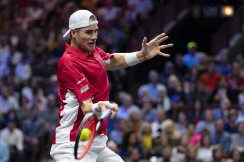 September 22, 2018 - Chicago, Illinois, U.S - Team World member JOHN ISNER of the United States hits a forehand during the first singles match between Team Europe and Team World on Day Two of the Laver Cup at the United Center in Chicago, Illinois. Laver Cup Day 1 - ZUMAl140 20180922_zap_l140_032 Copyright: xShelleyxLiptonx