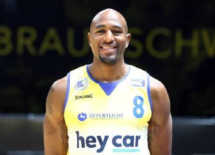 DeAndre Lansdowne Braunschweiger Basketball Loewen