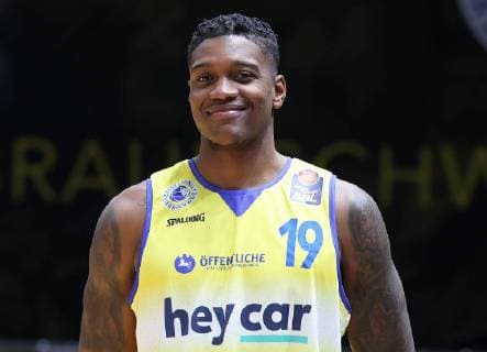 Travis Taylor Braunschweiger Basketball Loewen