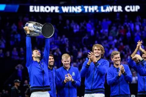 CHICAGO, IL - SEPTEMBER 23: Team Europe s Novak Djokovic of Serbia holds the Laver Cup trophy after the award ceremony on day three of the 2018 Laver Cup on September 23, 2018, at the United Center in Chicago, Illinois. Team Europe beat Team World 13-8. (Photo by Daniel Bartel Icon Sportswire) TENNIS: SEP 23 Laver Cup Icon180923059 EDITORIAL USE ONLY