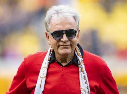 Soccer 2 Bundesliga Season 2018 2019 6 Gameday SG Dynamo Dresden SV Darmstadt 98 Saturday 22 09 2018 Rudolf Harbig Stadion Dresden Former GDR national goalkeeper Jürgen Croy