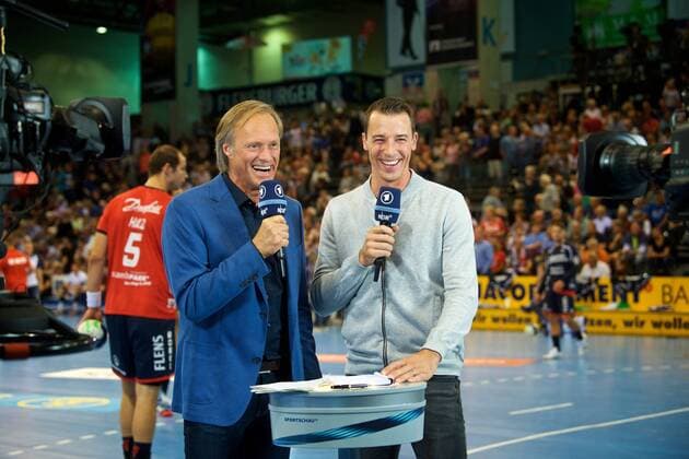 Handball Flensburg 08 09 2018 Season 2018 2019 1 Bundesliga HBL SG Flensburg THW Kiel Moderators ARD Gerhard Delling left Dominik Klein Expert Studio on the sidelines