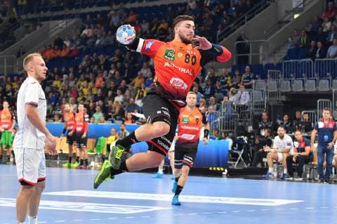 Rhein Neckar Loewen HC Meshkov Brest Rhine Neckar Loewe Jannik Kohlbacher No 80 in the match in the Champions League Rhein Neckar Loewen HC Meshkov Brest Mannheim 26 09 18 Handball Champions League Mannheim Baden Wuerttemberg Germany SAP Arena