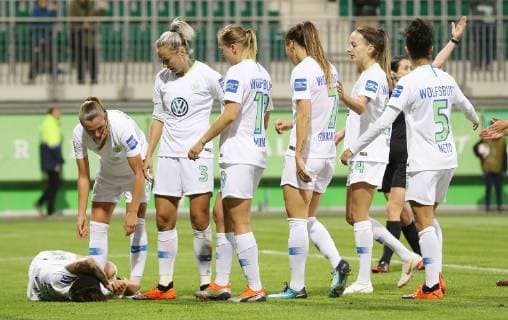 CL VfL Women vs. Thor Womens Football Champions League 1 Round Second Leg VfL Wolfsburg vs. Thor KA Image Shows That Hurt The Goal To 2 0 By Ella Masar VfL 30 Who Must Be Treated After Wolfsburg