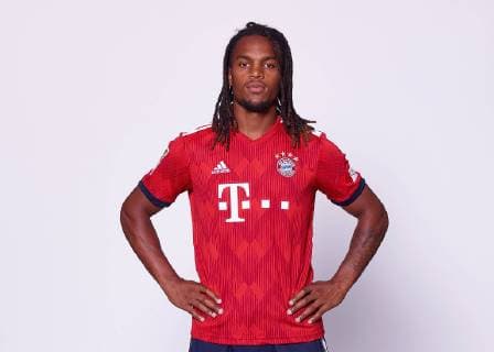 FUSSBALL 1. BUNDESLIGA SAISON 2018 2019 11.09.2018 Fototermin FC Bayern Muenchen: Renato Sanches FOTO: ULMER Pressebildagentur Pool FC Bayern Muenchen xxNOxMODELxRELEASExx Fussball 1. Bundesliga 2018 2019: Fototermin beim FC Bayern Muenchen