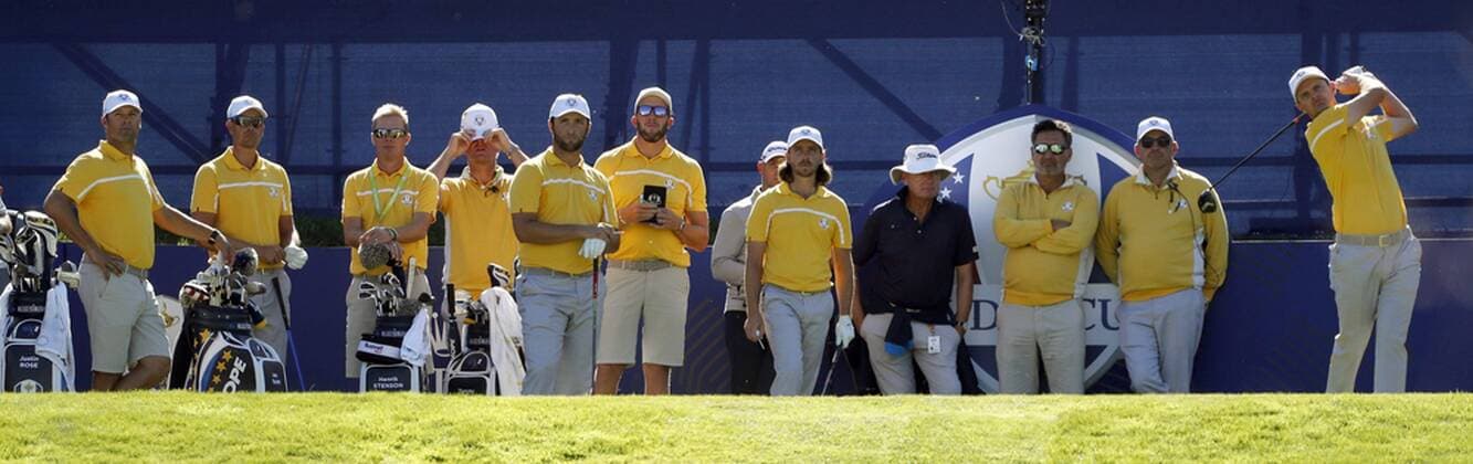 Justin Rose (R) of Great Britain, Jon Rahm (C) of Spain, Henrik Stenson (2-L) of Sweden and Tommy Fleetwood (5-R) of Great Britain during a training session of the Ryder Cup 2018 at The Golf National in Guyancourt, near Paris, France, 27 September 2018. The Ryder Cup 2018 runs from 25 to 30 September. Ryder Cup 2018 !ACHTUNG: NUR REDAKTIONELLE NUTZUNG!  Copyright: xLUISxTEJIDOx GRAF4194 20180927-636736652520906104