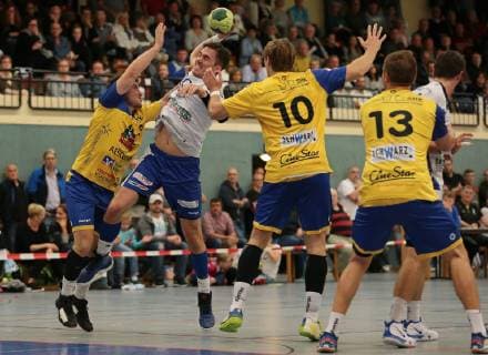 29 09 2018 Germany Kornwestheim Handball 3 Handball Liga Süd SV Kornwestheim vs HSG Konstanz v Fabian Schlaich HSG Hendrik Schoeneck SVK Tom Wolf HSG Fabian Wiederstein HSG