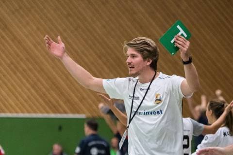 Nicolaj Bredekjaer Andersson VfL Waiblingen Head Coach SG H2Ku Herrenberg Kuties vs VfL Waiblingen Tigers Handball 2 Bundesliga Women HBF Season 18 19 29 09 2018 SG H2Ku Herrenberg Kuties VS VfL Waiblingen Tigers Handball 2 Bundesliga Women HBF Season 18 19 29 09 2018 Herrenberg Copyright: xEIBNER WolfgangxFrankx EP_WFK