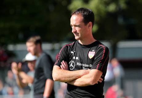 BAU 29.09.2018 Stuttgart Fußball A-Junioren VfB Stuttgart vs. FC Bayern München, Trainer Nico Willig (VfB) *** BAU 29 09 2018 Stuttgart Football A Juniors VfB Stuttgart vs Bayern Munich Coach Nico Willig VfB