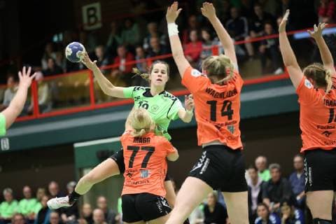 Franziska Peters No 19 TSV Nord Harrislee vs Vanessa Magg Nr 77 Fuechse Berlin Harrislee Schleswig Holstein Germany Holmberghalle Copyright: xAgentur54Gradx xSpeedphotosx