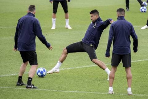 Fußball, CL, Juventus Turin Training Photo LaPresse Marco Alpozzi October 01, 2018 Turin (Italy) soccer Juventus FC training before Juventus vs Real Madrid - Champions League group stage - Group H - Stadio Allianz Stadium In the pic: Sami Khedira (Juventus F.C.);  Copyright: xMarcoxAlpozzi LaPresse LaPresse x