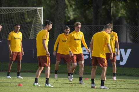 Fußball, CL, AS Rom Training Photo Luciano Rossi AS Roma LaPresse 01 10 2018 Roma (Italia) Soccer Training In the pic: AS Roma players Trigoria Roma  Copyright: xLucianoxRossix-xASxRoma LaPressex