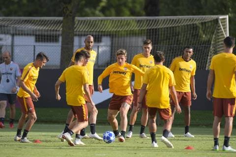 Fußball, CL, AS Rom Training Photo Luciano Rossi AS Roma LaPresse 01 10 2018 Roma (Italia) Soccer Training In the pic: AS Roma players Trigoria Roma  Copyright: xLucianoxRossix-xASxRoma LaPressex