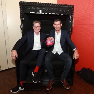 Local DHB jersey presentation for the Handball World Cup 2019 in the Sky Tower in Cologne from the left Toni Schumacher Henning Fritz 02 10 2018