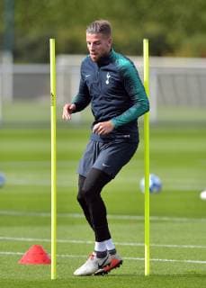 Toby Alderweireld of Tottenham Hotspur during the Tottenham Hotspur part open training session ahead of the Champions League fixtures between Spurs & Barcelona. Training takes place at Tottenham Hotspur Training Ground, Hotspur Way, England on 2 October 2018. Copyright: xVincexxMignottx PMI-2287-0014