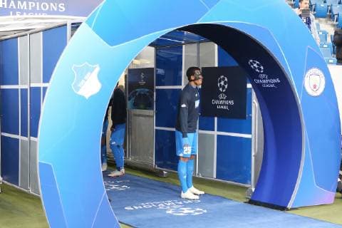 02 10 2018 xtvx Football UEFA Champions League TSG 1899 Hoffenheim Manchester City FC empor t Kevin Akpoguma TSG 1899 Hoffenheim Portrait DFL DFB REGULATIONS PROHIBIT ANY USE OF PHOTOGRAPH as IMAGE SEQUENCES and or QUASI VIDEO Sinsheim