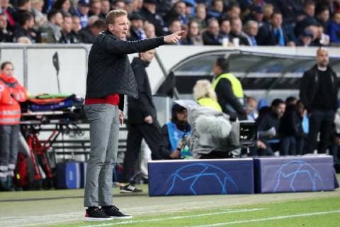 Head Coach Hoffenheim gives instructions gesticulating gesturing with the arms gives instructions Gesticulate Cut Out Whole Body Single Action Action on the sidelines at the sidelines UEFA Champions League TSG 1899 Hoffenheim Manchester City FC xozx