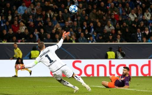 Sergio Agueero Agüero 10 Manchester City misses out on Oliver Baumman 1 goal 1899 Hoffenheim TSG 1899 Hoffenheim vs. Manchester City Groupe F Matchday 2 October 02 2018 Wirsol Rhein Neckar Arena Germany YmdY DFL regulations prohibit any use of images as image sequences and or quasi video TSG 1899 Hoffenheim Manchester City