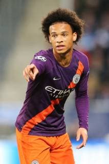 02 10 2018 xtvx Football UEFA Champions League TSG 1899 Hoffenheim Manchester City FC emporer Leroy Sane Manchester City gives instructions gesticulates gestures gestures gestures gestures with DFL DFB REGULATIONS PROHIBIT ANY USE OF PHOTOGRAPH as IMAGE SEQUENCES and or QUASI VIDEO Sinsheim