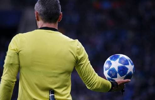 Referee Damir Skomina SVN with ball UEFA Champions League TSG 1899 Hoffenheim vs Manchester City Groupe F Matchday 2 October 02 2018 Wirsol Rhein Neckar Arena Germany YmdY DFL regulations prohibit any use of photographs as sequences or video TSG 1899 Hoffenheim Manchester City