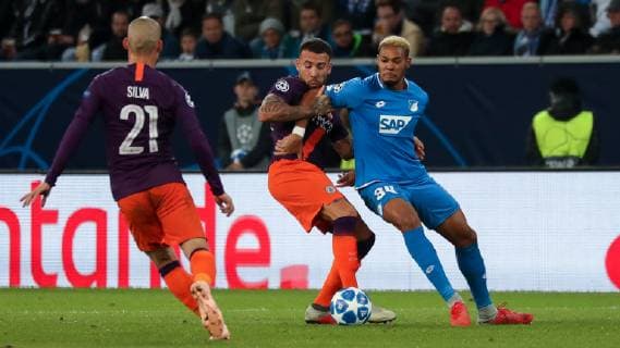 v li David Josue Jimenez Silva ManCity 21 Nicolas Otamendi ManCity 30 Joelinton Cassio Apolinario de Lira Joelinton Hoffenheim 34 Duel duel tackle tackling Dynamics Action Action Soccer UEFA Champions League TSG 1899 Hoffenheim Manchester City FC xozx