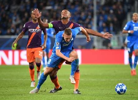 02 10 2018 xmeix Soccer UEFA Champions League TSG 1899 Hoffenheim Manchester City FC emporer Pavel Kaderabek TSG 1899 Hoffenheim v Vincent Kompany Manchester City DFL DFB REGULATIONS PROHIBIT ANY USE OF PHOTOGRAPH as IMAGE SEQUENCES and or QUASI VIDEO Sinsheim prio:1