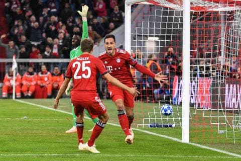 Torjubel after his 1 0 Mats Hummels FC Bayern Muenchen 5 and nThomas Mueller FC Bayern Muenchen 25 FC Bayern Muenchen Ajax Amsterdam Soccer Champions League 02 10 2018 Muenchen Bayern Germany Copyright: xkolbert-press BurghardxSchreyerx