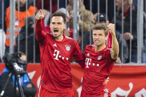 GER UEFA CL Bayern Muenchen GER vs Ajax Amsterdam NED 02 10 2018 Allianz Arena Muenchen GER UEFA CL Bayern Muenchen GER vs Ajax Amsterdam NED Group E UEFA regulations prohibit any use of photographs in the image Cheering for the goal to 1 0 by Mats Hummels FCB 5 with Thomas Müller FCB 25 nordphotox xStraubmeier nph00004