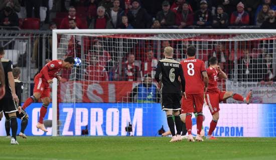 02 10 2018 Football UEFA Champions League Season 2018 2019 Preliminary Round 2 Gameday FC Bayern Muenchen Ajax Amateurs Mats Hummels FC Bayern Muenchenii scored the goal for the 1 0 with this header Team2